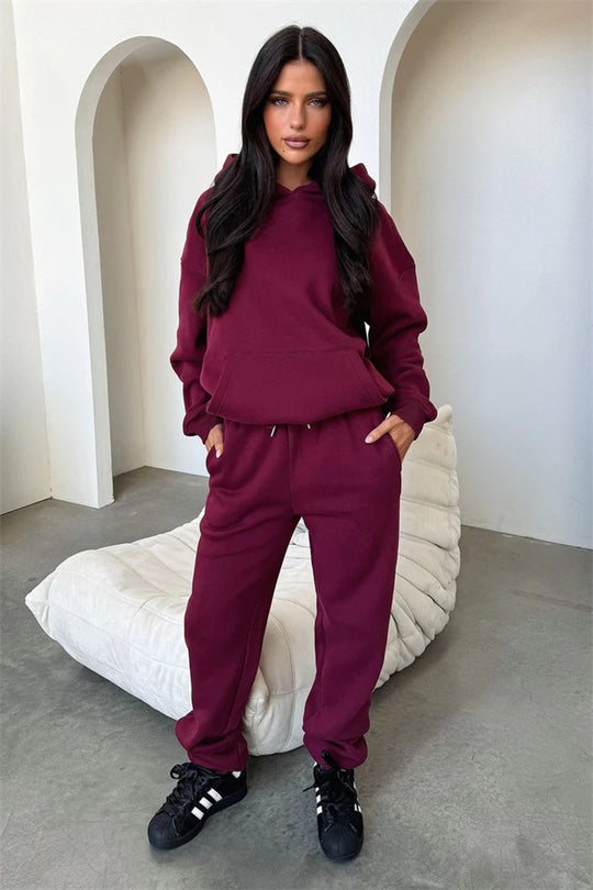 Damen Loungewear-Set mit oversized Kapuzenpullover und hochgeschnittener Kordelzug-Jogginghose aus Baumwollmischung Shop Nory