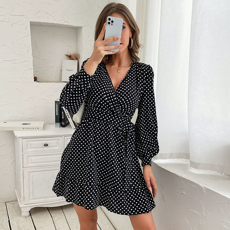 Damen Wickelkleid mit V‑Ausschnitt, Puffärmeln und Volant‑Saum Shop Nory