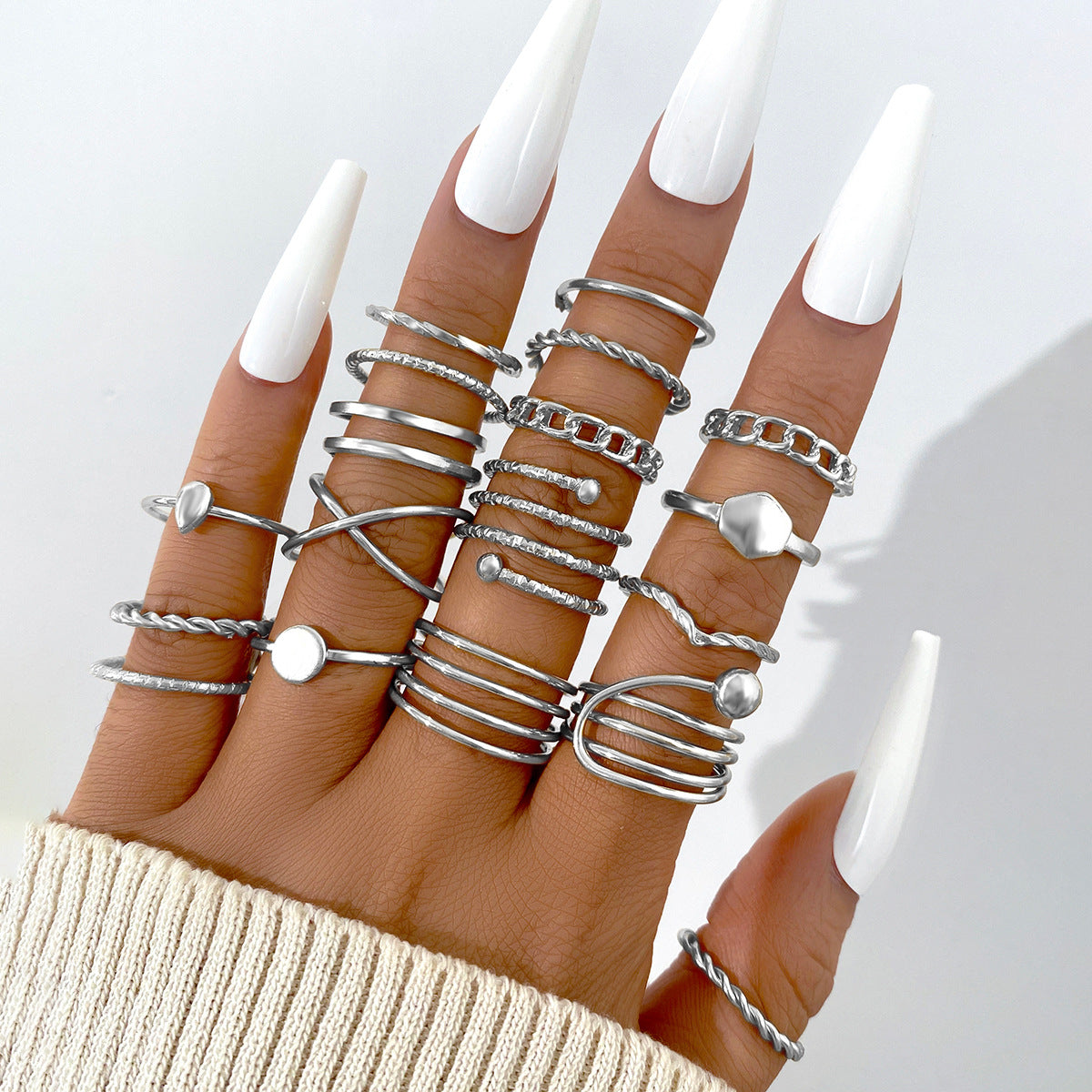 Damen Ring-Kollektion mit verschiedenen modernen Designs Shop Nory