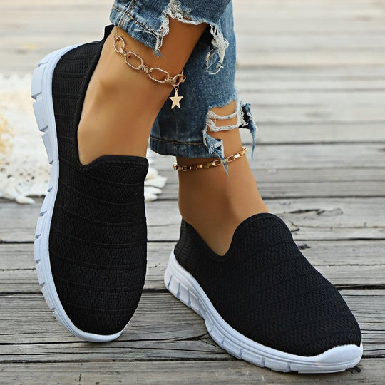 Damen Slip-On Sneakers mit atmungsaktiver Oberflächenstruktur und rutschfester Sohle