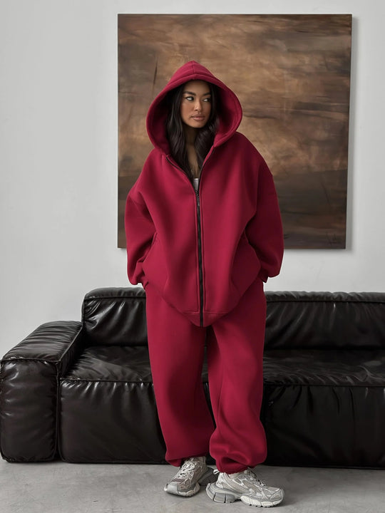 Damen Oversize-Kapuzenjacke mit verdecktem Reißverschluss und komfortabler Scuba-Optik Shop Nory