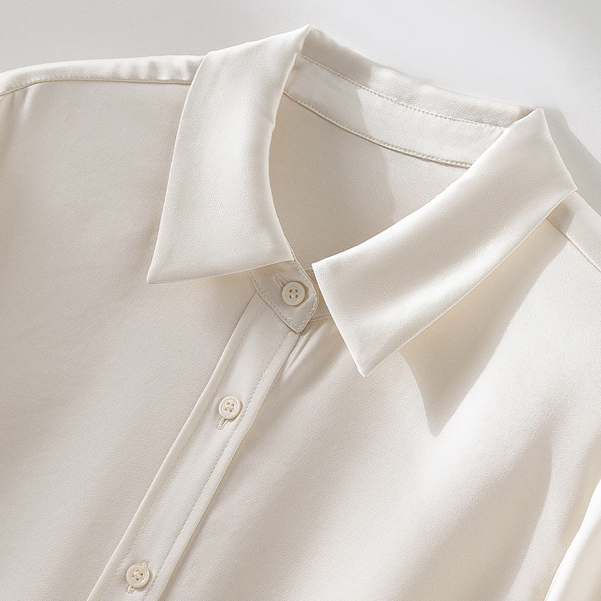 Damen Seiden-Optik Bluse mit Hemdkragen, verdeckter Knopfleiste und verlängertem Manschetten-Detail Shop Nory
