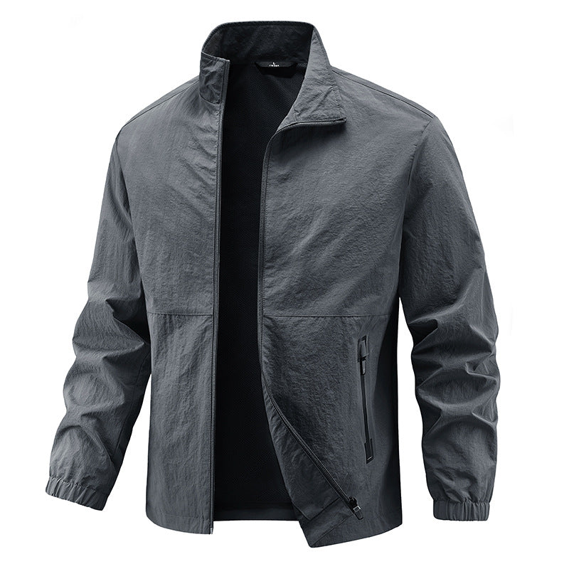 Herren Leichte technische Übergangsjacke mit Stehkragen atmungsaktivem Mesh-Futter und wasserabweisenden Reißverschlusstaschen Shop Nory