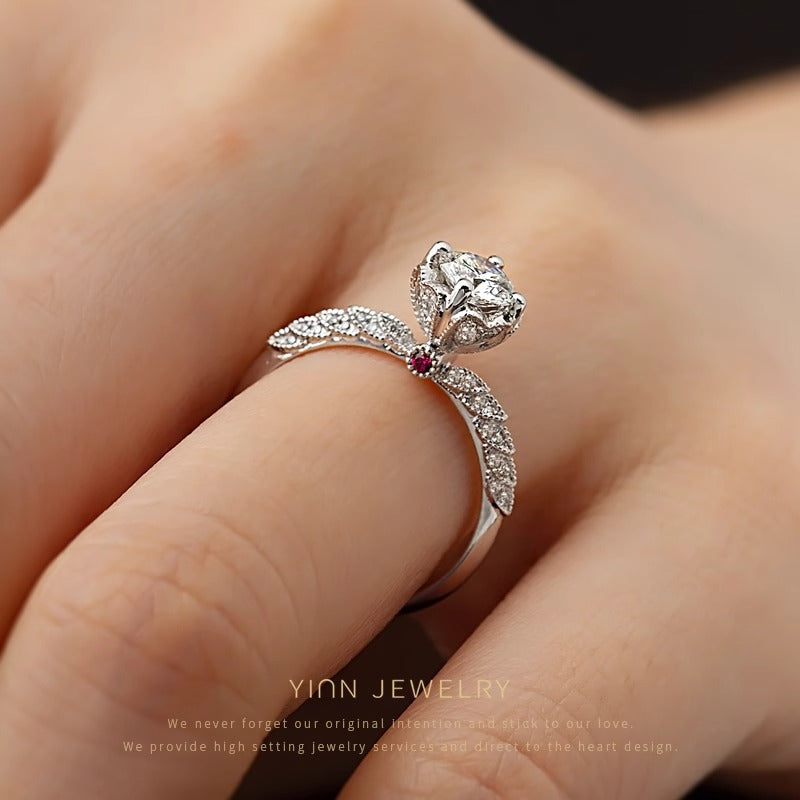 Damen Verlobungsring mit funkelndem Diamant und filigraner Fassung Shop Nory