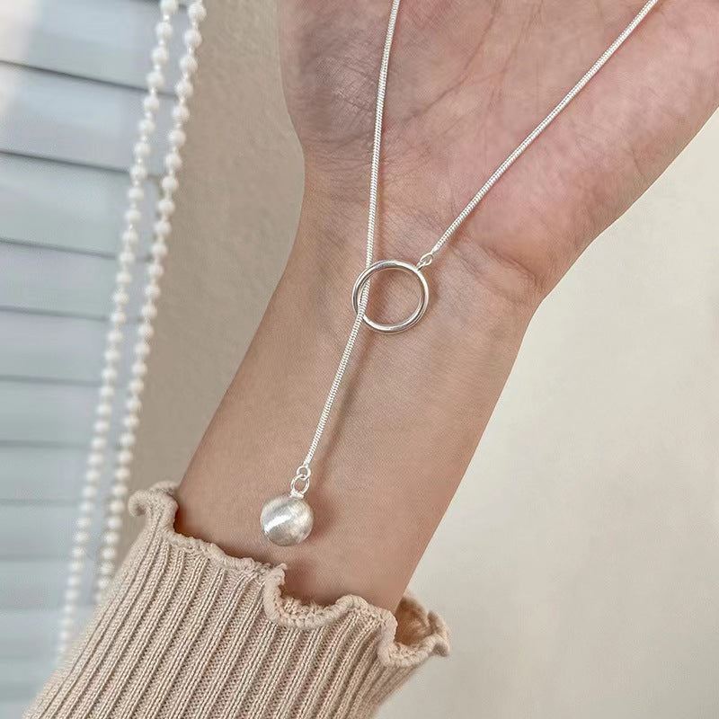 Damen elegantes Schmuckhalsband mit zeitlosem Kreisding und stilvollem Anhänger Shop Nory
