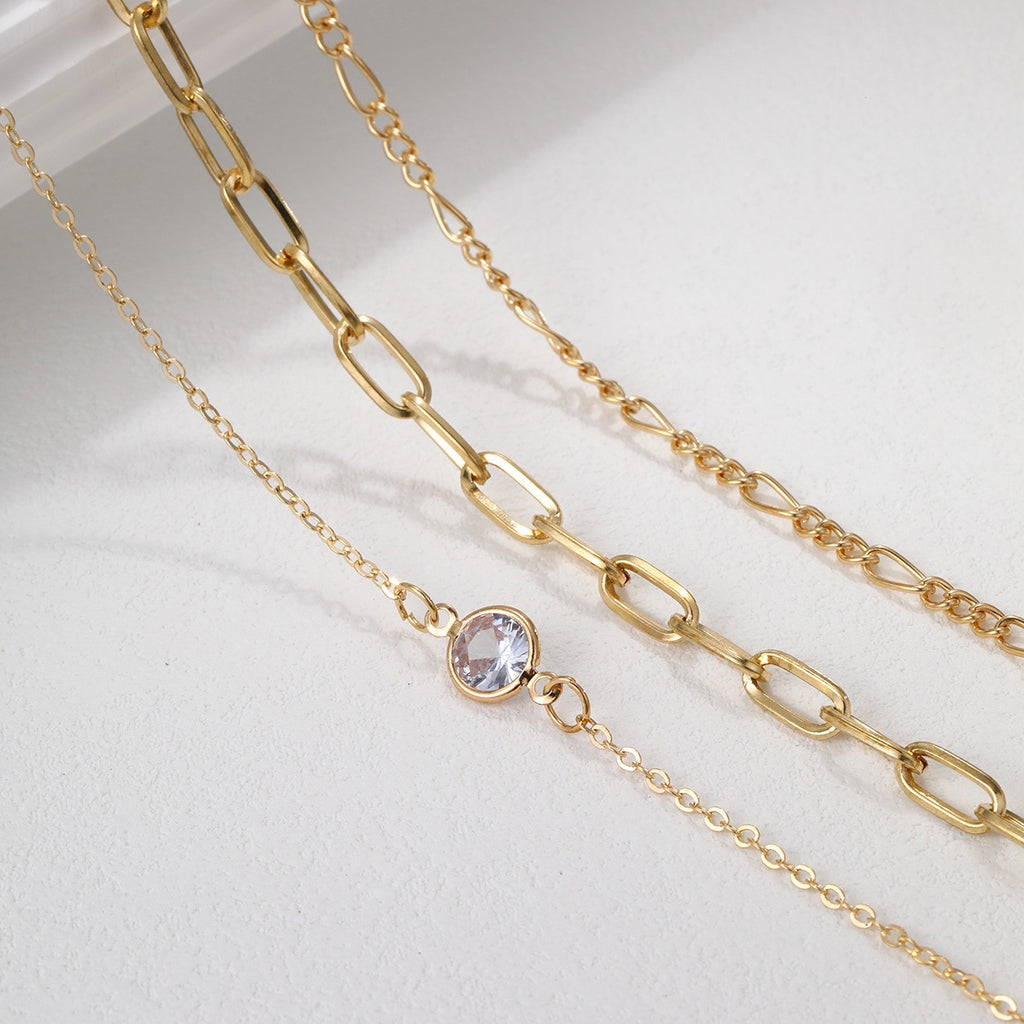 Damen mehrlagige Halskette mit funkelndem Anhänger und eleganten Gliederdesigns Shop Nory