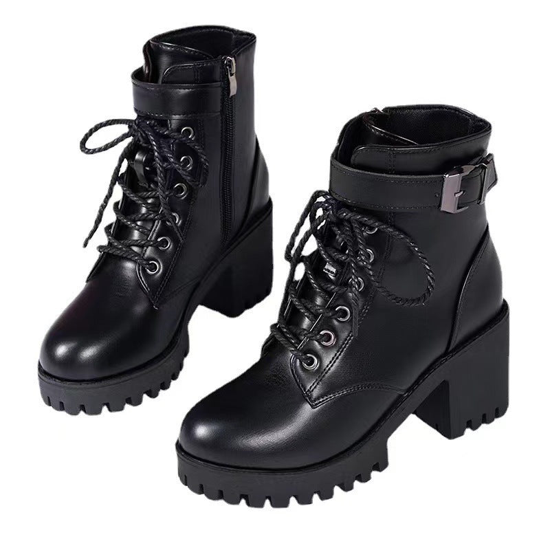 Damen nan Plateau-Schnürstiefelette aus Kunstleder mit profilierter Gummisohle und verstellbarem Schnallenriemen Shopnory