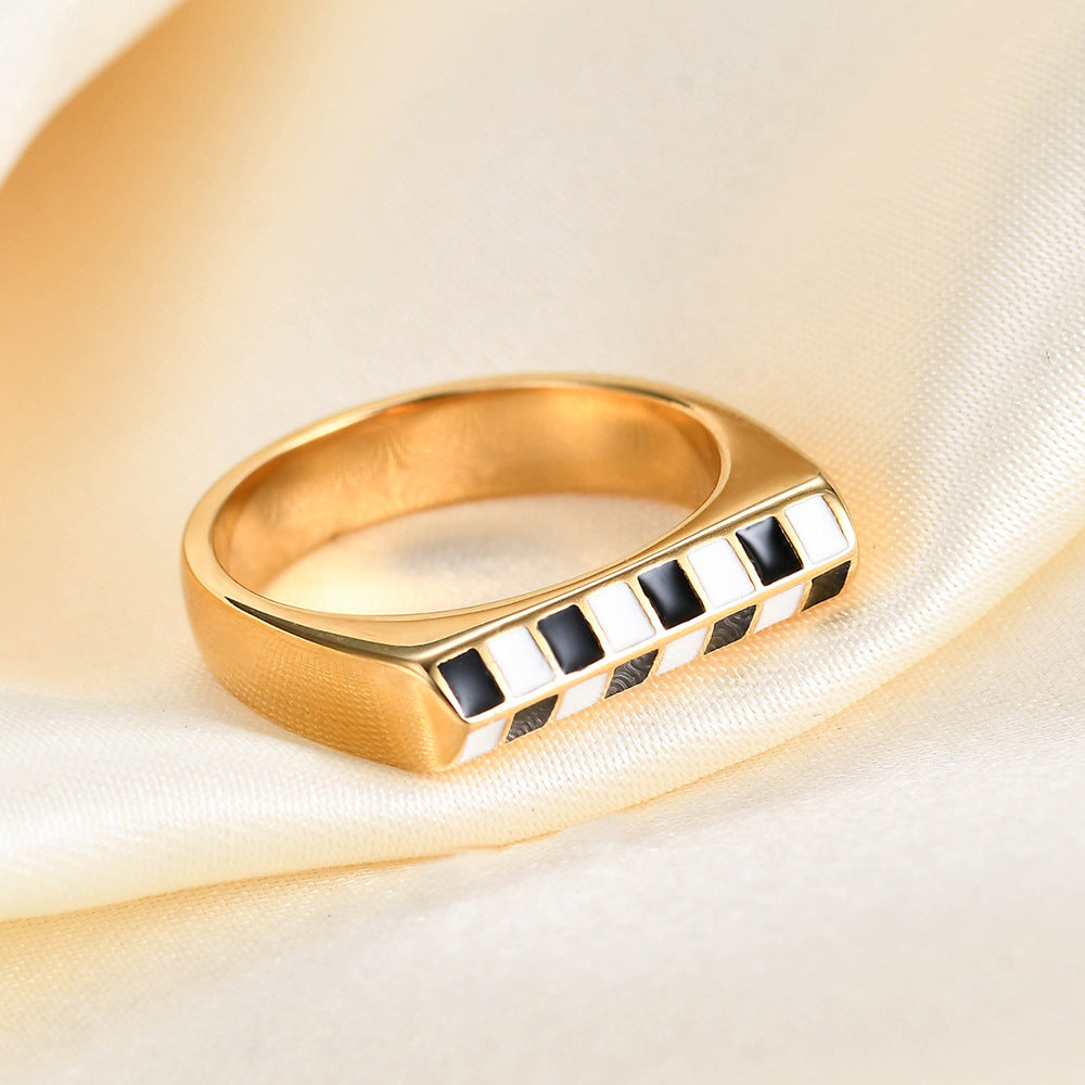 Damen Ring mit modernem Muster und glänzender Oberfläche Shop Nory