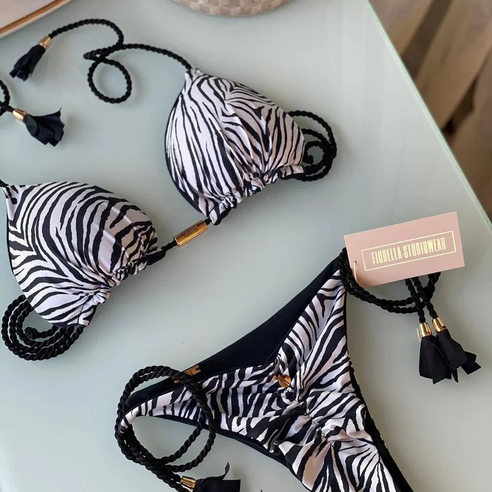 Damen Triangel-Bikini mit modischem Leopardenmuster und dekorativen Quasten