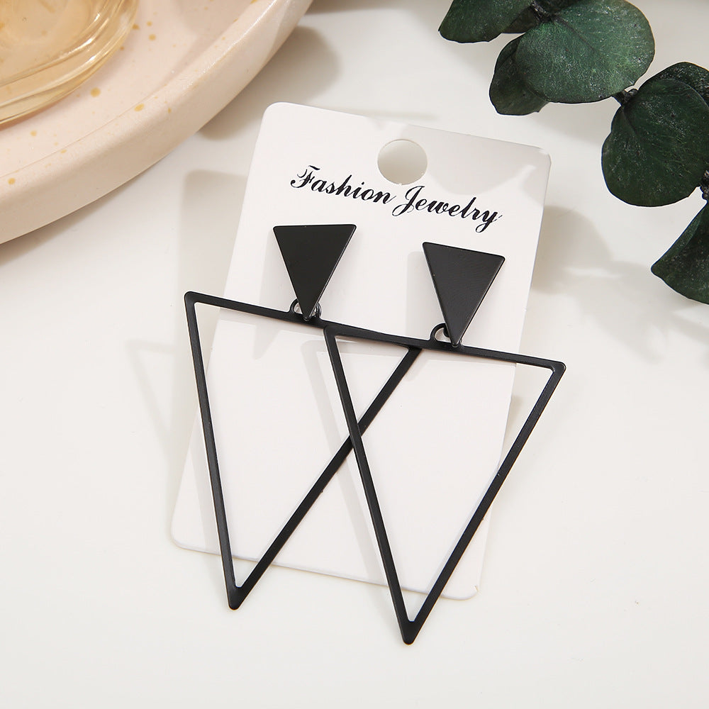 Damen geometrische Ohrringe mit modernem Design Shop Nory