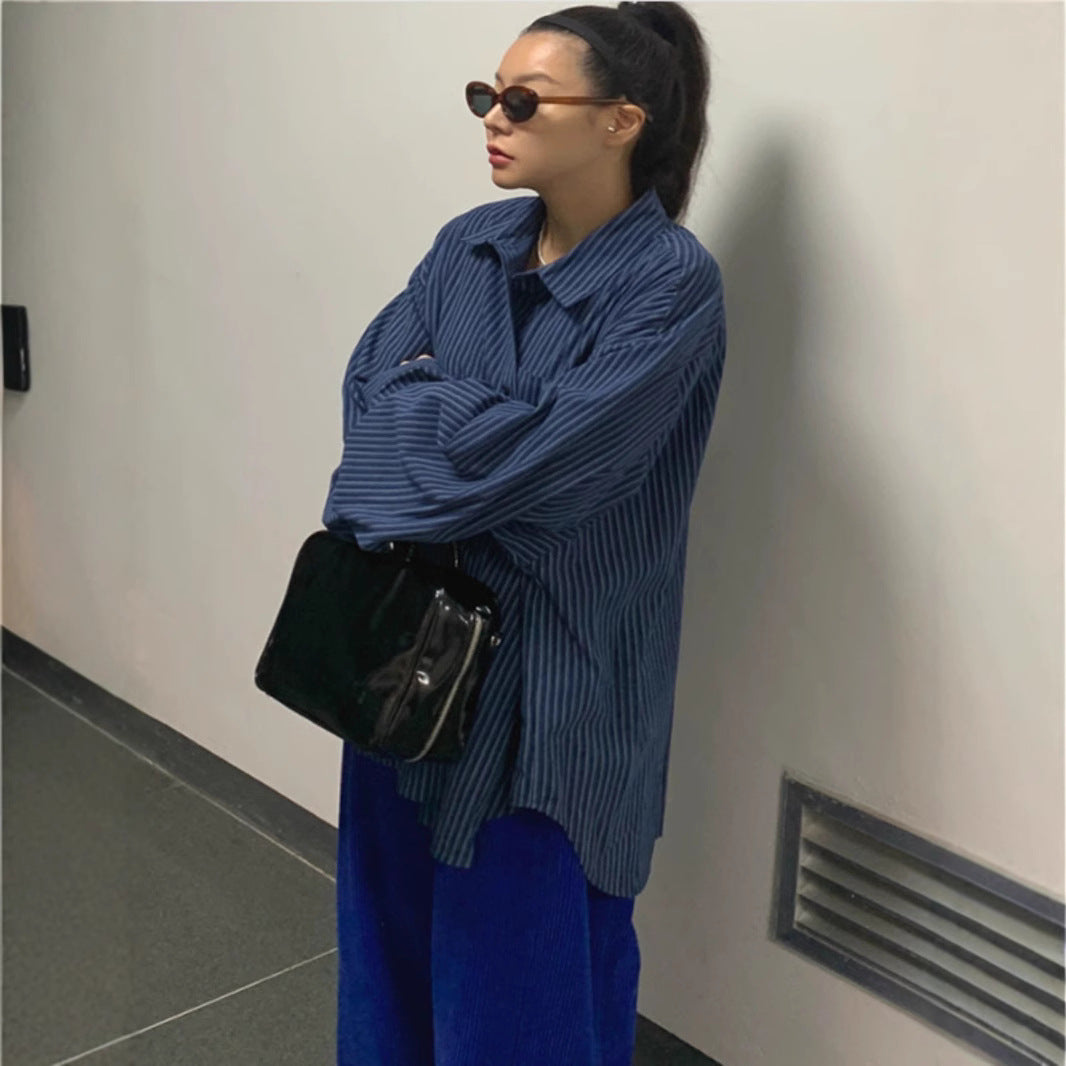 Damen Oversize-Hemd mit feiner Nadelstreifen-Optik, gerundetem Saum und überschnittener Schulter Shop Nory