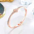 Damen Armreif mit funkelndem Zirkonia-Besatz und elegantem Design Shop Nory