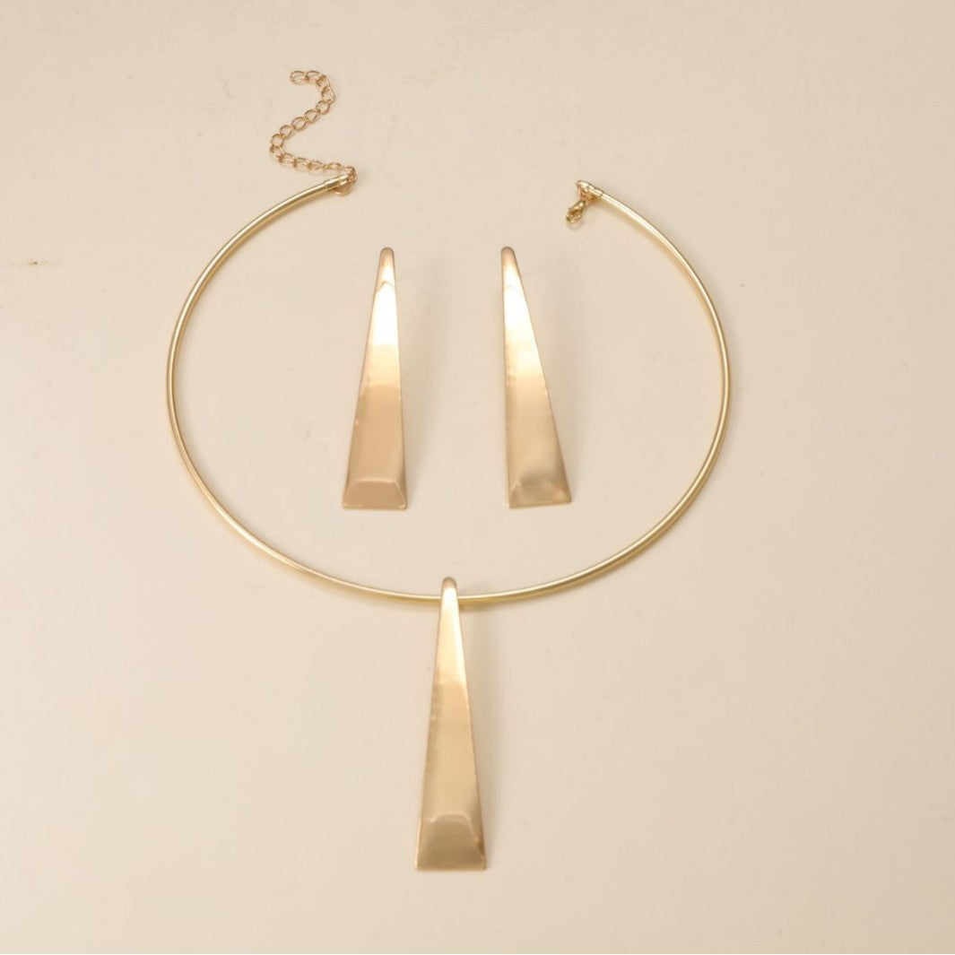 Damen Schmuckset mit modernen, minimalistisch gestalteten Anhängern Shop Nory