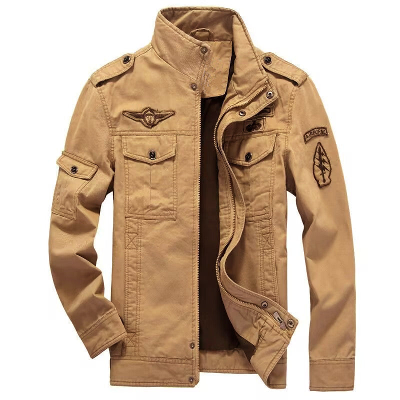 Herren Leichte Canvas-Utilityjacke im Military‑Look mit Stehkragen, Epauletten und Brustpattentaschen Shop Nory