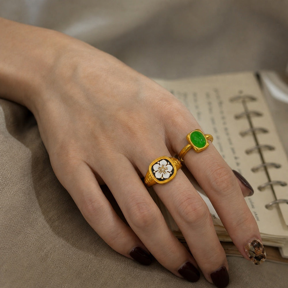 Damen eleganter Schmuckring mit grünem Edelstein Shop Nory