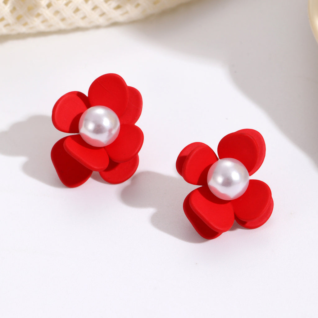 Damen Ohrstecker in lebendigem Blüten-Design mit Perlenakzent Shop Nory