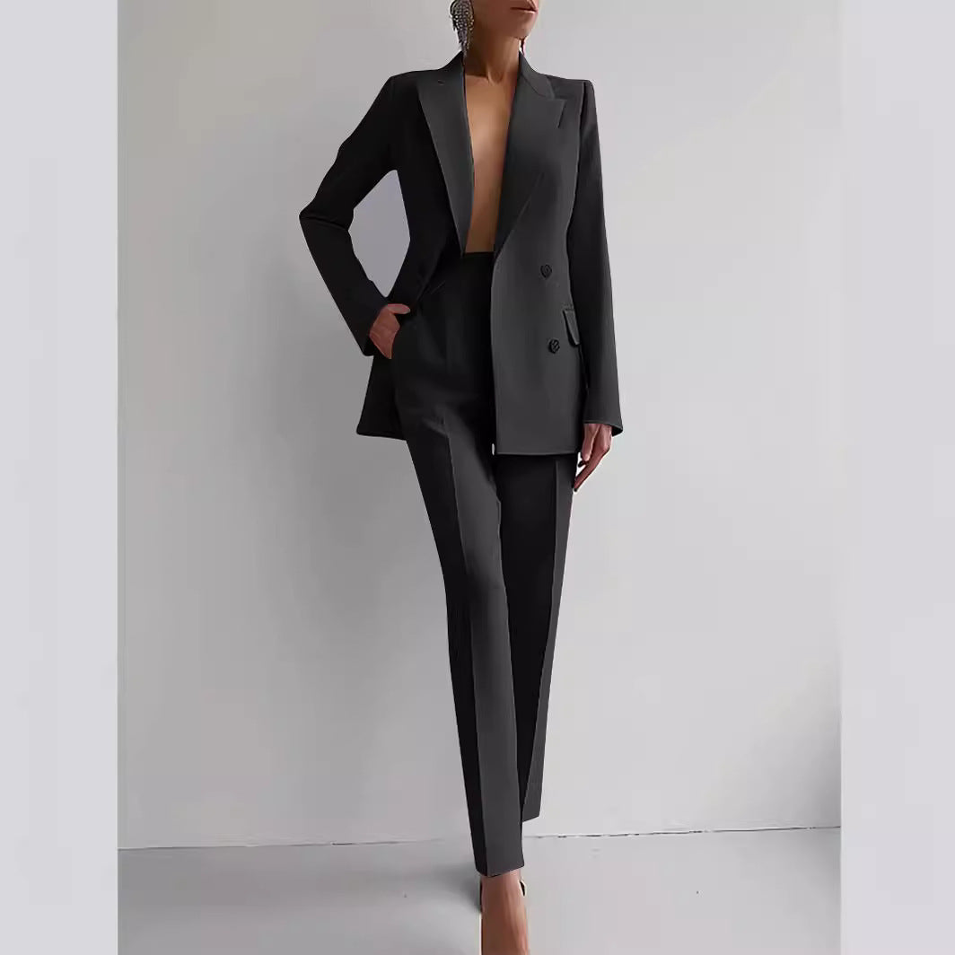 Damen nan maßgeschnittener Doppelreiher-Blazer mit schmaler Bügelfaltenhose Shop Nory