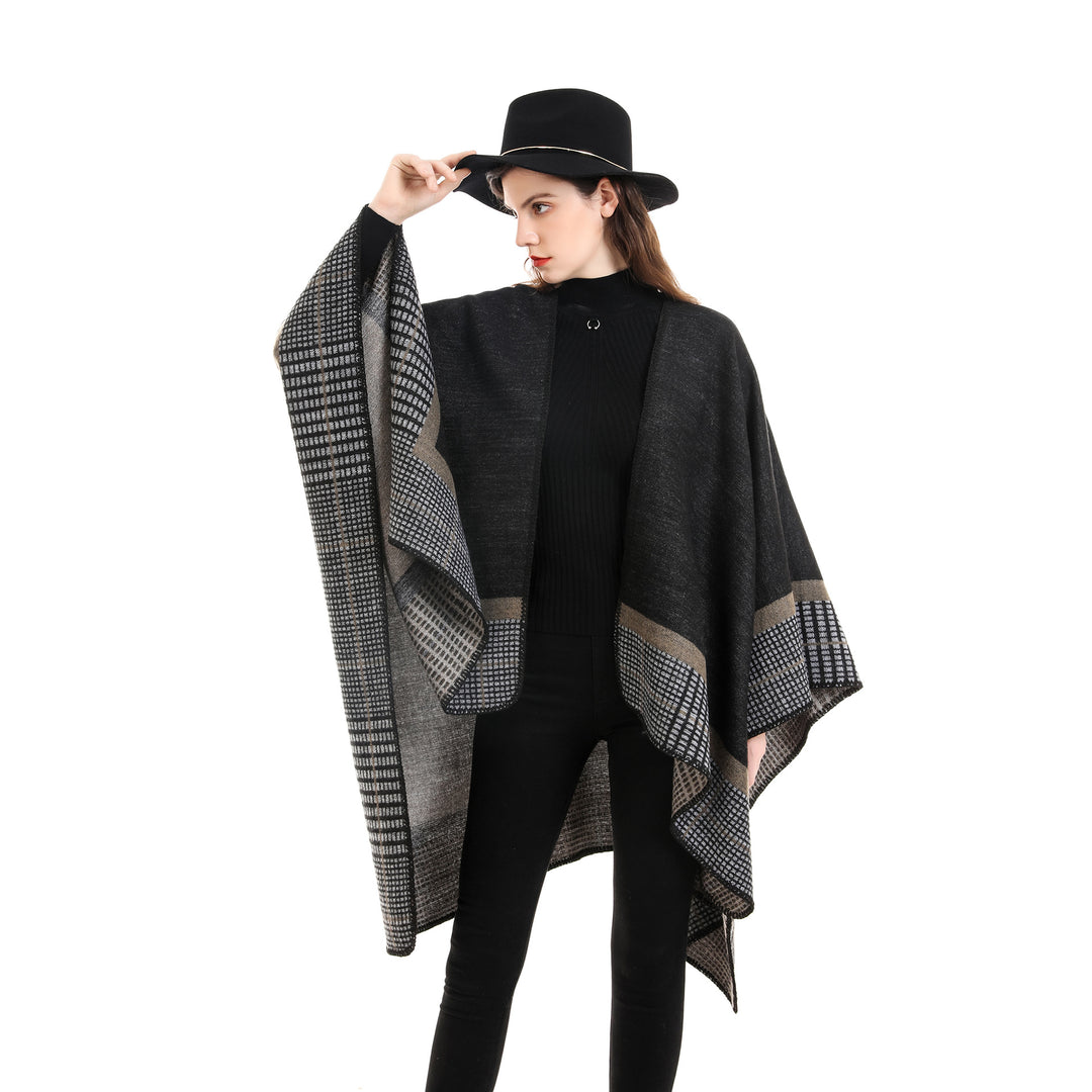 Damen Wollmix-Poncho im asymmetrischen Zipfelschnitt mit eingewebter Karobordüre Shop Nory