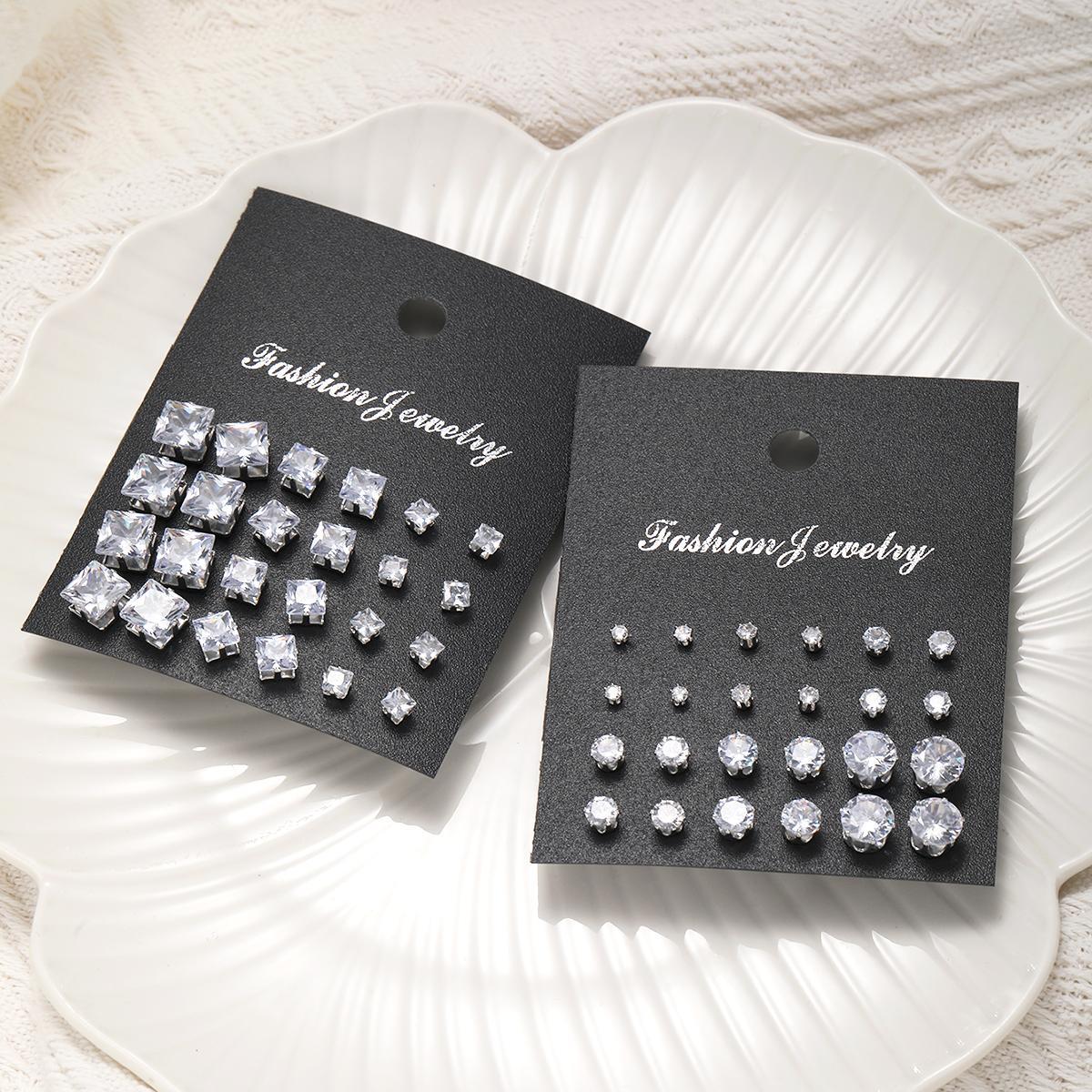 Damen Ohrringe Set mit funkelnden Kristallen und unterschiedlichen Größen Shop Nory