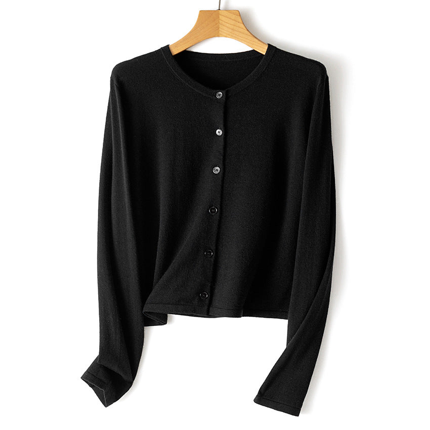 Damen leichte kurz geschnittene Feinstrick-Cardigan mit Rundhalsausschnitt und Knopfleiste Shop Nory