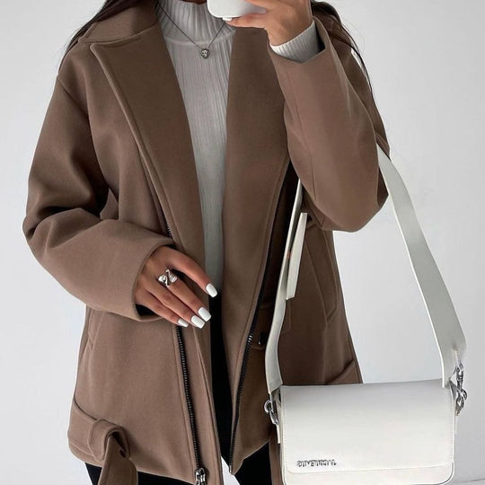 Damen nan kurz geschnittener Wolloptik-Mantel mit verdecktem Reißverschluss, Taillengürtel und aufgesetzten Taschen Shop Nory