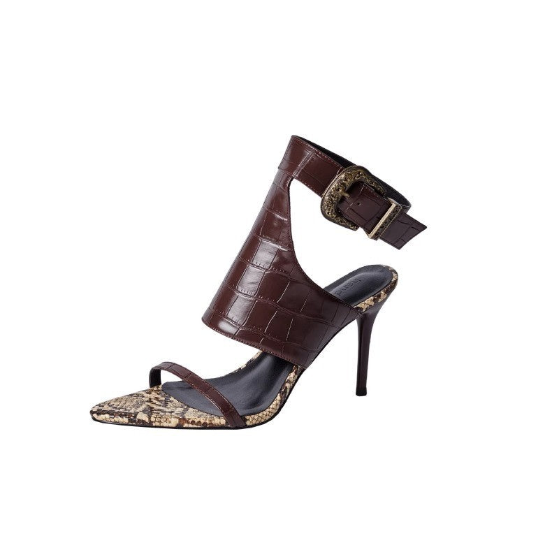 Damen Sandalette mit hohem Stiletto, breitem Kroko-Knöchelriemen und spitzer Schlangenoptik-Zehenkappe Shop Nory