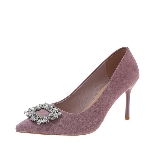 Damen elegante Pumps mit funkelndem Schmuckdetail