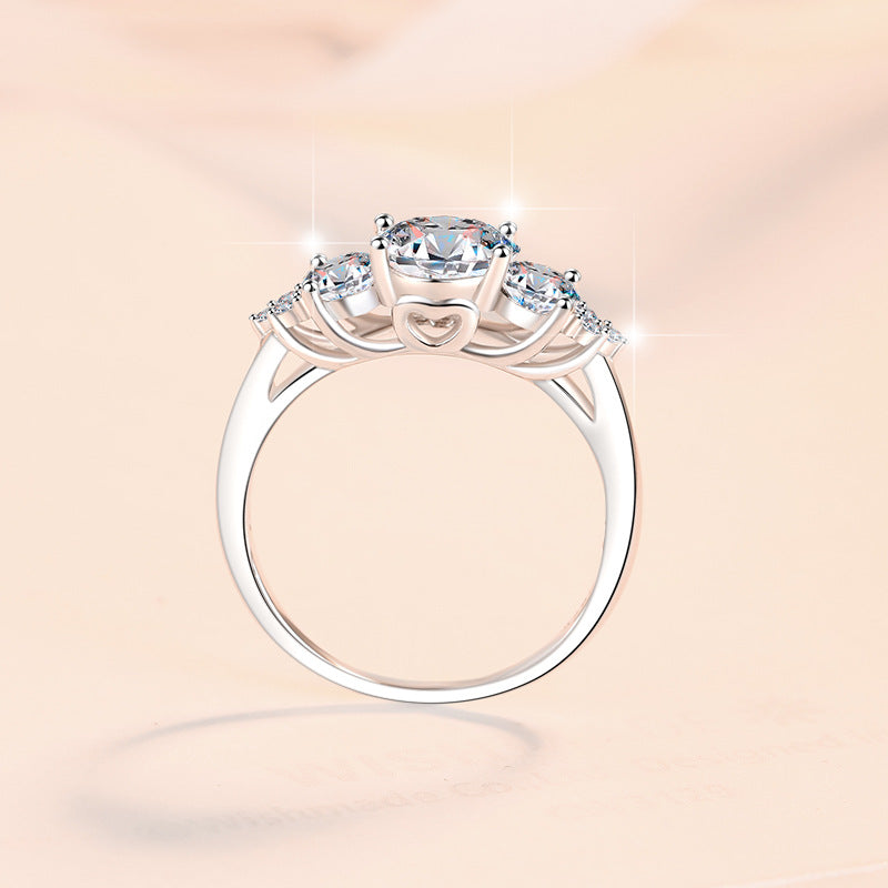 Damen Ring mit funkelndem Dreisteine-Design Shop Nory