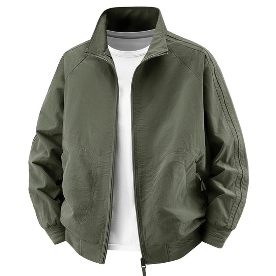 Herren Leichte Utility‑Bomberjacke mit hohem Stehkragen und großen Rundtaschen Shop Nory