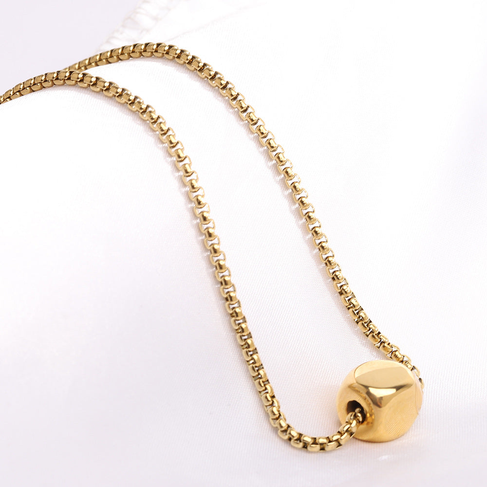 Damen Halskette mit modernem, kubischem Anhänger aus hochwertigem Edelstahl Shop Nory