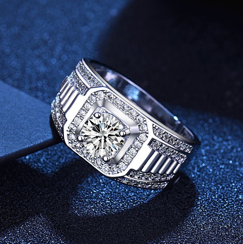 Damenring mit eleganter Zirkonia-Verzierung und markantem Design Shop Nory