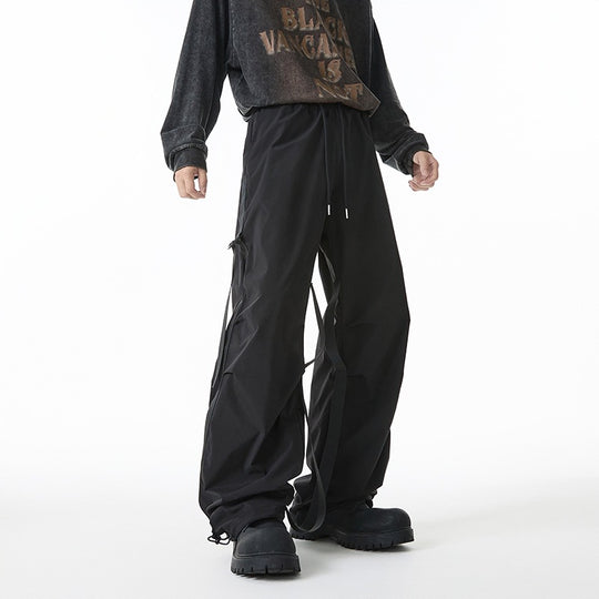 Damen Weite Tech-Cargo-Hose mit Tunnelzugbund, Beinriemen und wasserabweisender Nylon‑Optik Shop Nory