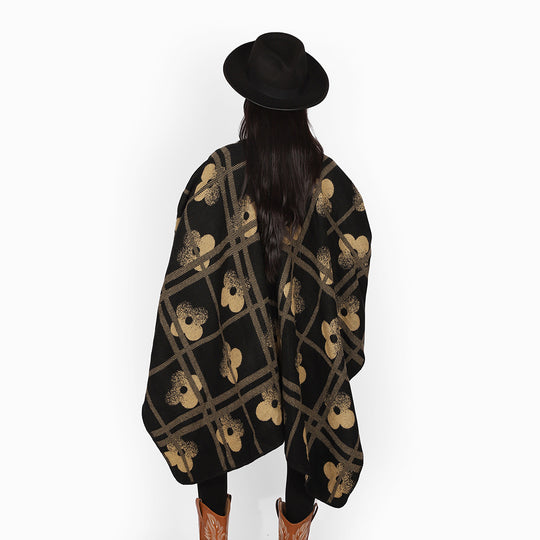Damen Reversibler Jacquard-Poncho aus Wollmix mit floralem Karo‑Motiv und Zierkettelnaht Shop Nory
