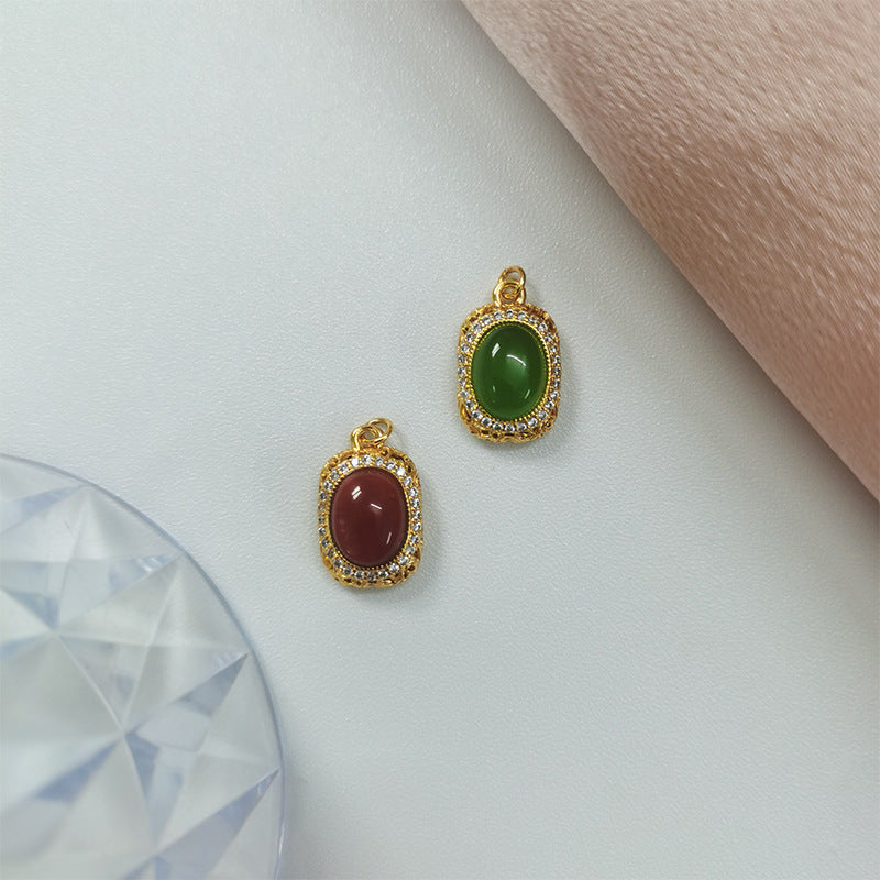 Damen elegante Halskette mit ovalem grünen Anhänger und funkelnden Zirkonia Shop Nory