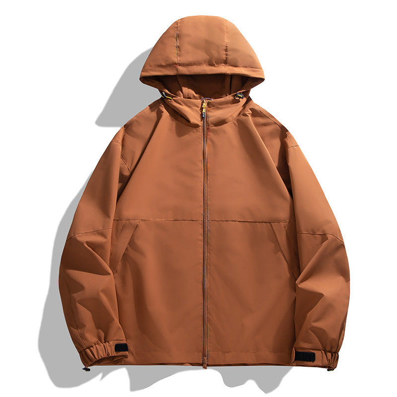 Herren Leichte Urban-Softshell Kapuzenjacke mit minimalistischer Nahtführung und verdecktem Reißverschluss Shop Nory
