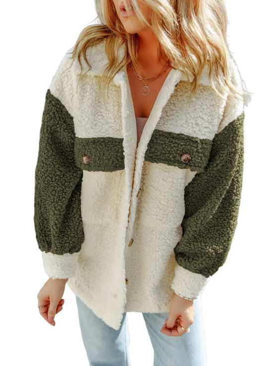 Damen nan oversized Teddy-Hemdjacke mit Kontraststreifen, aufgesetzten Brusttaschen und sichtbarer Knopfleiste Shop Nory