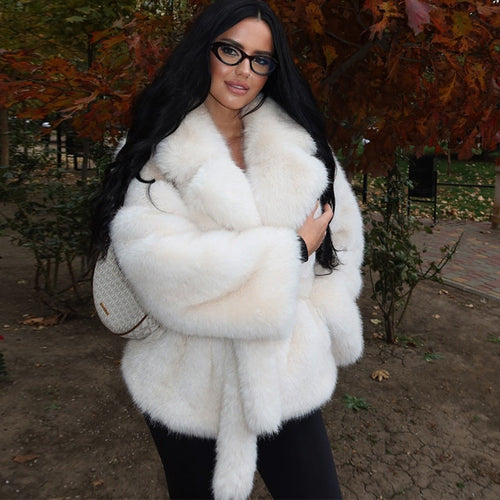 Damen Pelzmantel mit oversized Schnitt und weichem Innenfutter