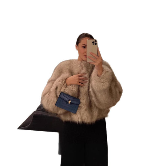 Damen Cropped Kunstpelz‑Bomber mit rundem Ausschnitt, weich fallendem Hochflor und kastiger Silhouette Shop Nory