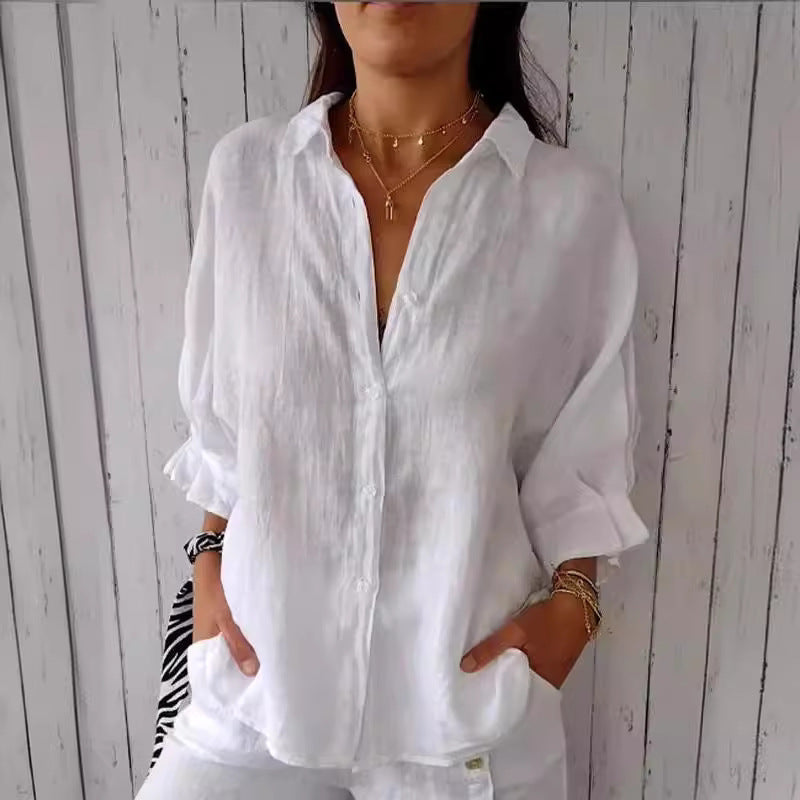 Damen Leichte und luftige Bluse aus reinem Leinen mit Knopfleiste und breiten Ärmeln