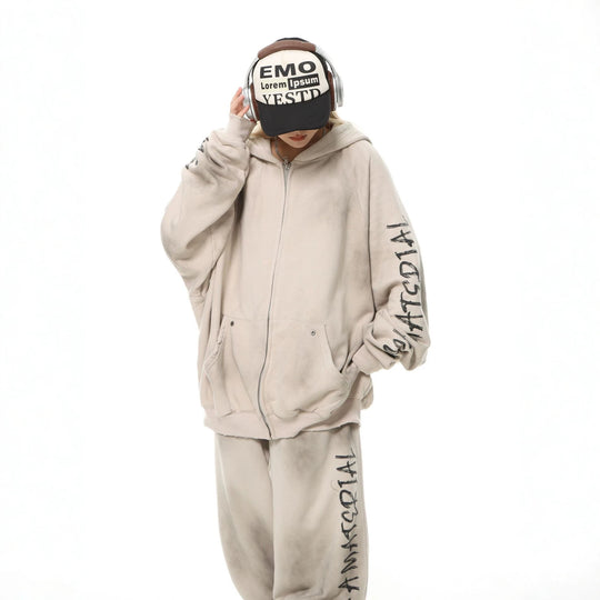 Unisex Kapuzenpullover im Oversize‑Cut mit Batik‑Wash und Statement‑Rückenprint Shop Nory