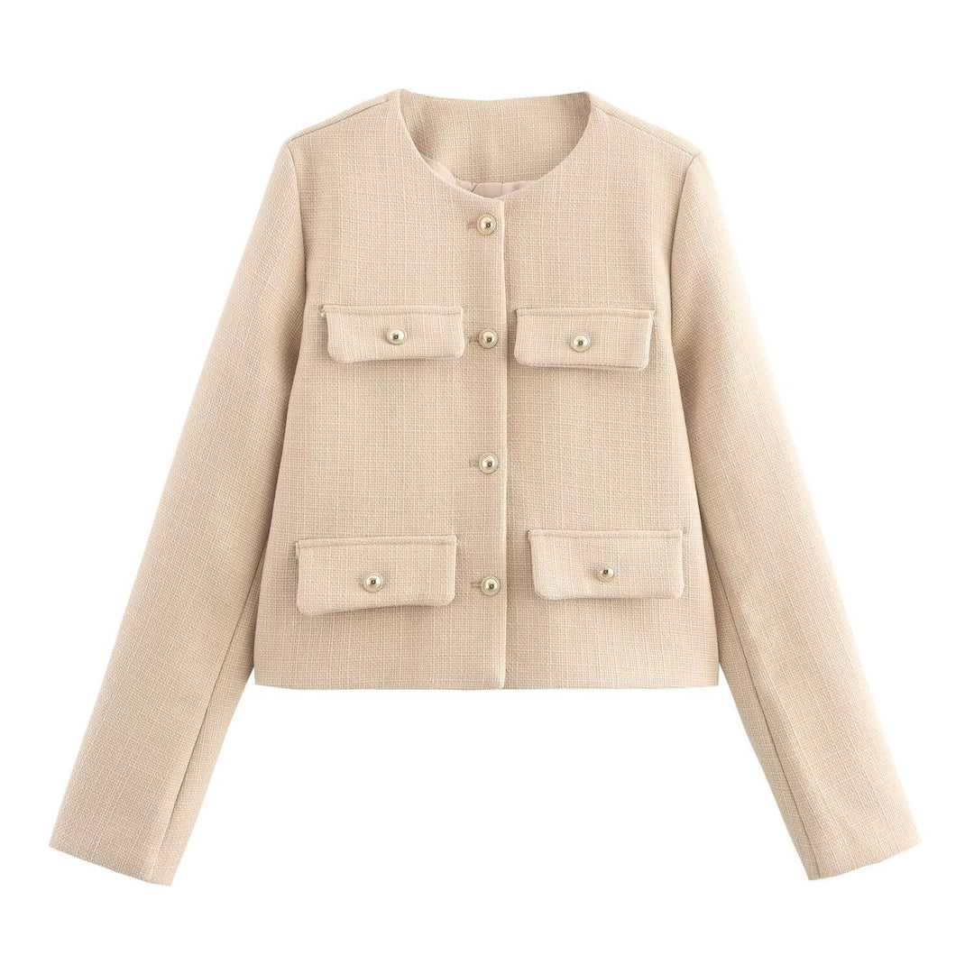 Damen Kurze Bouclé-Blazerjacke mit Rundhalsausschnitt, Zierleistentaschen und goldfarbenen Knöpfen Shop Nory