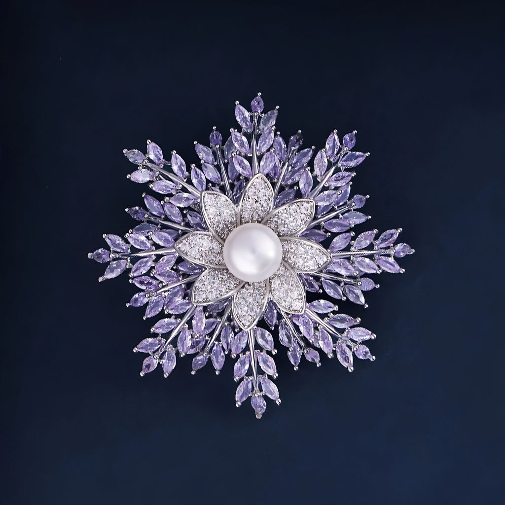 Elegante Perlenbrosche Florales Stern-Design mit Zirkonia Verziert