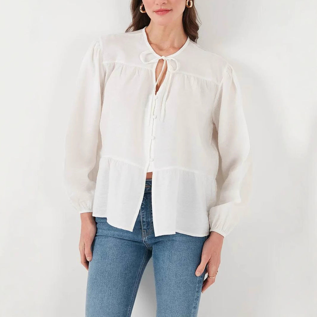 Damen locker fallende Baumwollbluse mit Volantstufe und Bindekragen Shop Nory