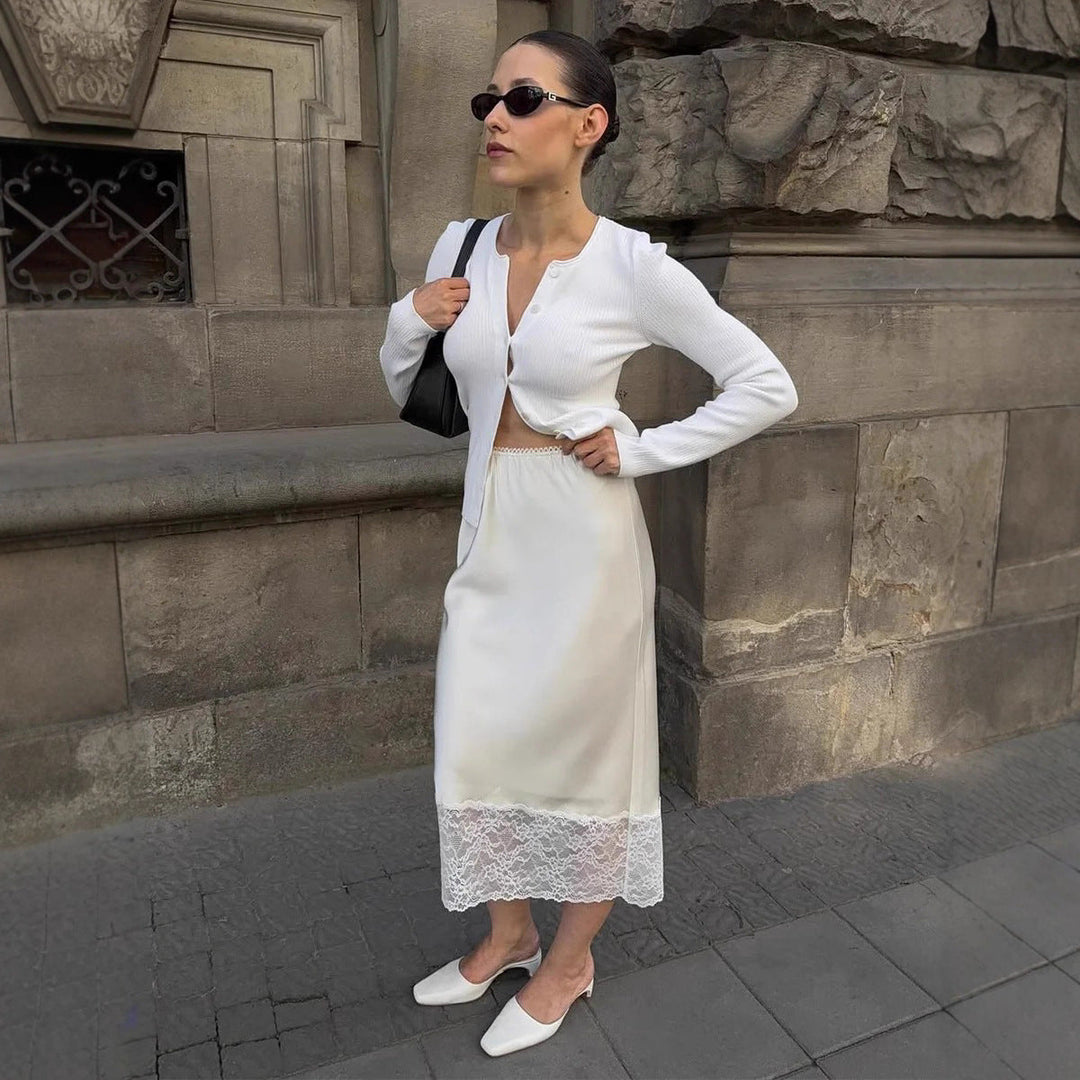 Damen eleganter Satin-Rock mit floralen Spitzenakzenten