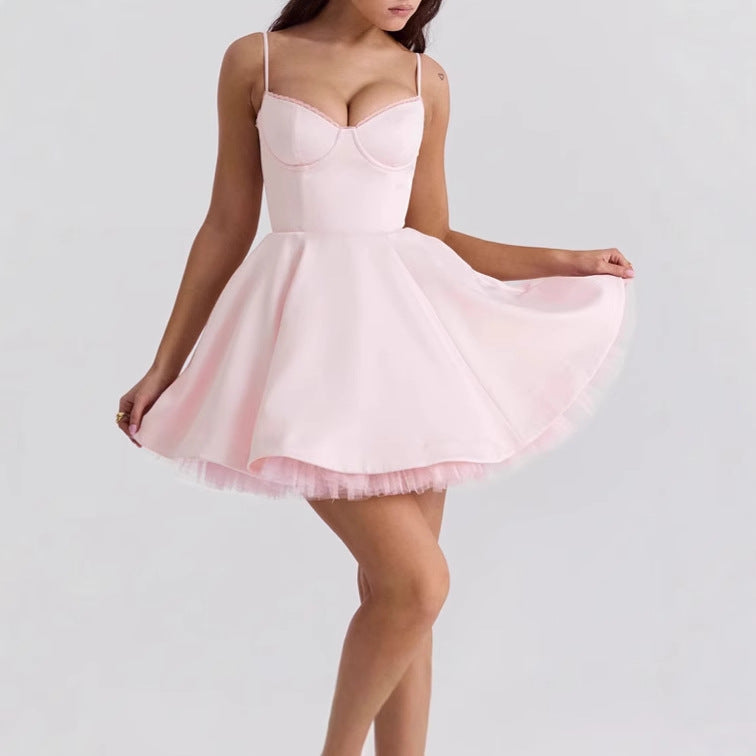Damen Skaterkleid mit zarten Spaghettiträgern und elegantem Taillenkorsett