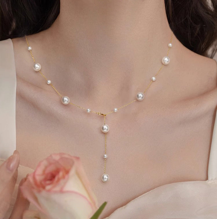 Damen Perlenhalskette mit stilvollem Lagen-Design Shop Nory