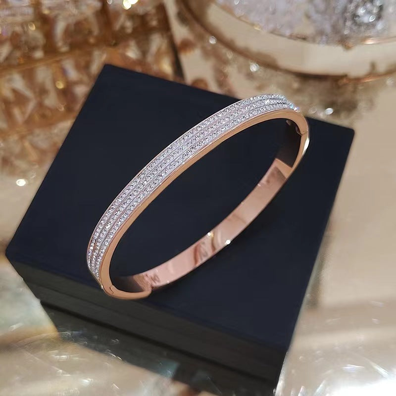 Damen Kristallbesetztes Gold Armband Shop Nory