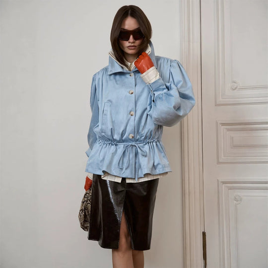 Damen Kurzjacke mit Volumenärmeln, Tunnelzugbund und Stehkragen Shop Nory