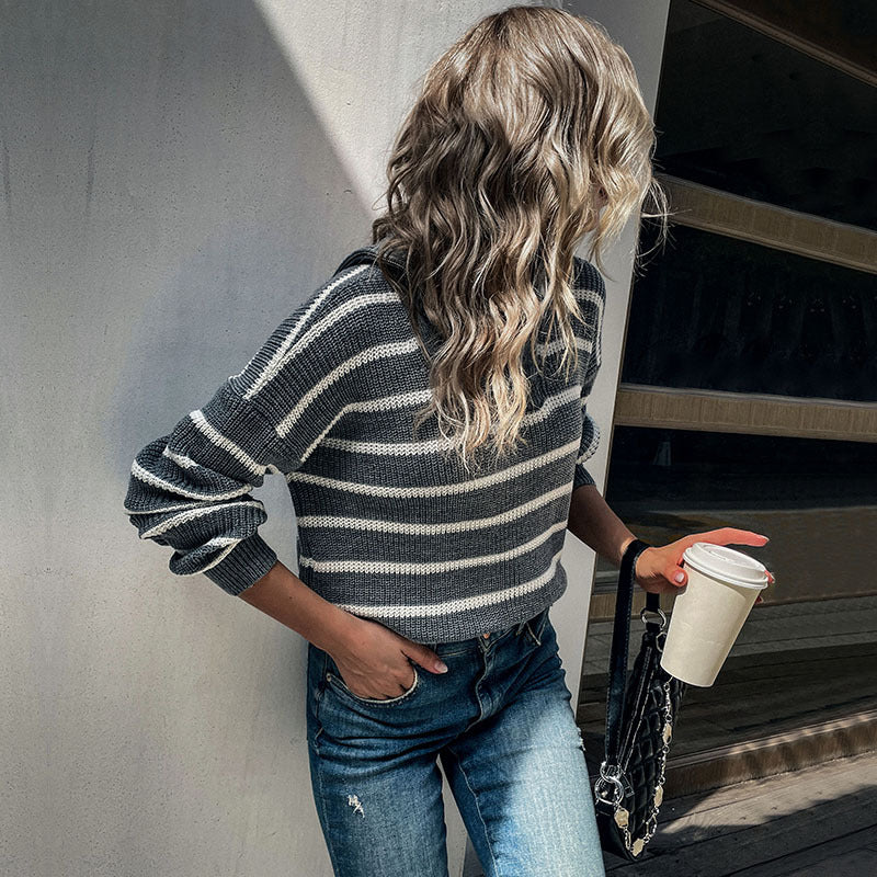 Damen Maritimer Streifenpullover aus Grobstrick mit kurzem Saum und Stehkragen Shop Nory