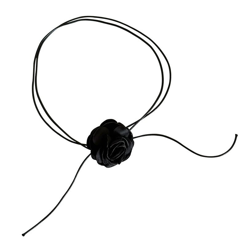 Damen Halsband mit filigranem Blumenmotiv Shop Nory